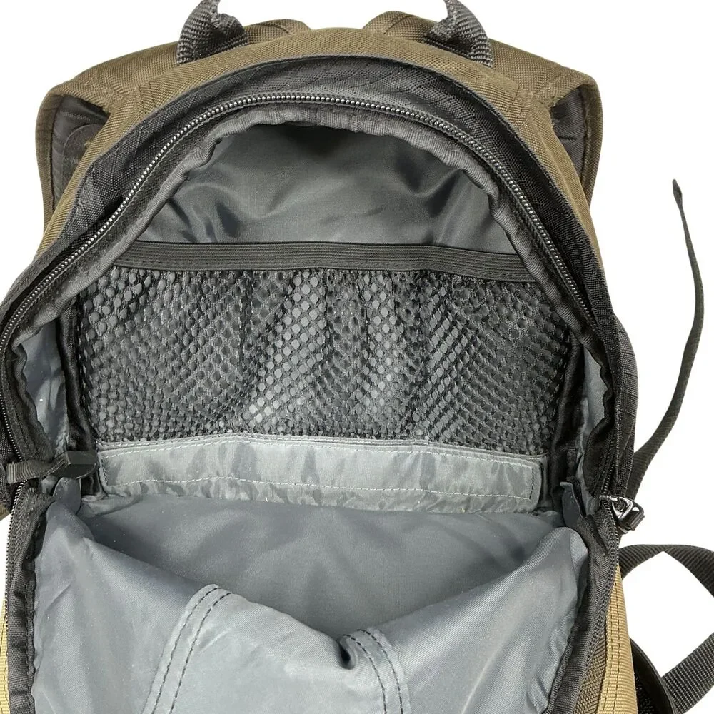 Tamrac Aero 70 Photo Backpack Camera Bag with INSERTS Unisex Army Green / Tan
